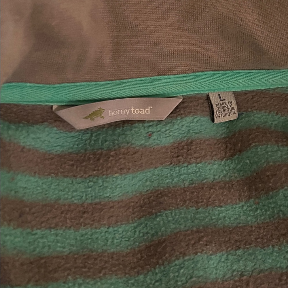 Gray and Green Striped Jacket - Picture 4 of 5